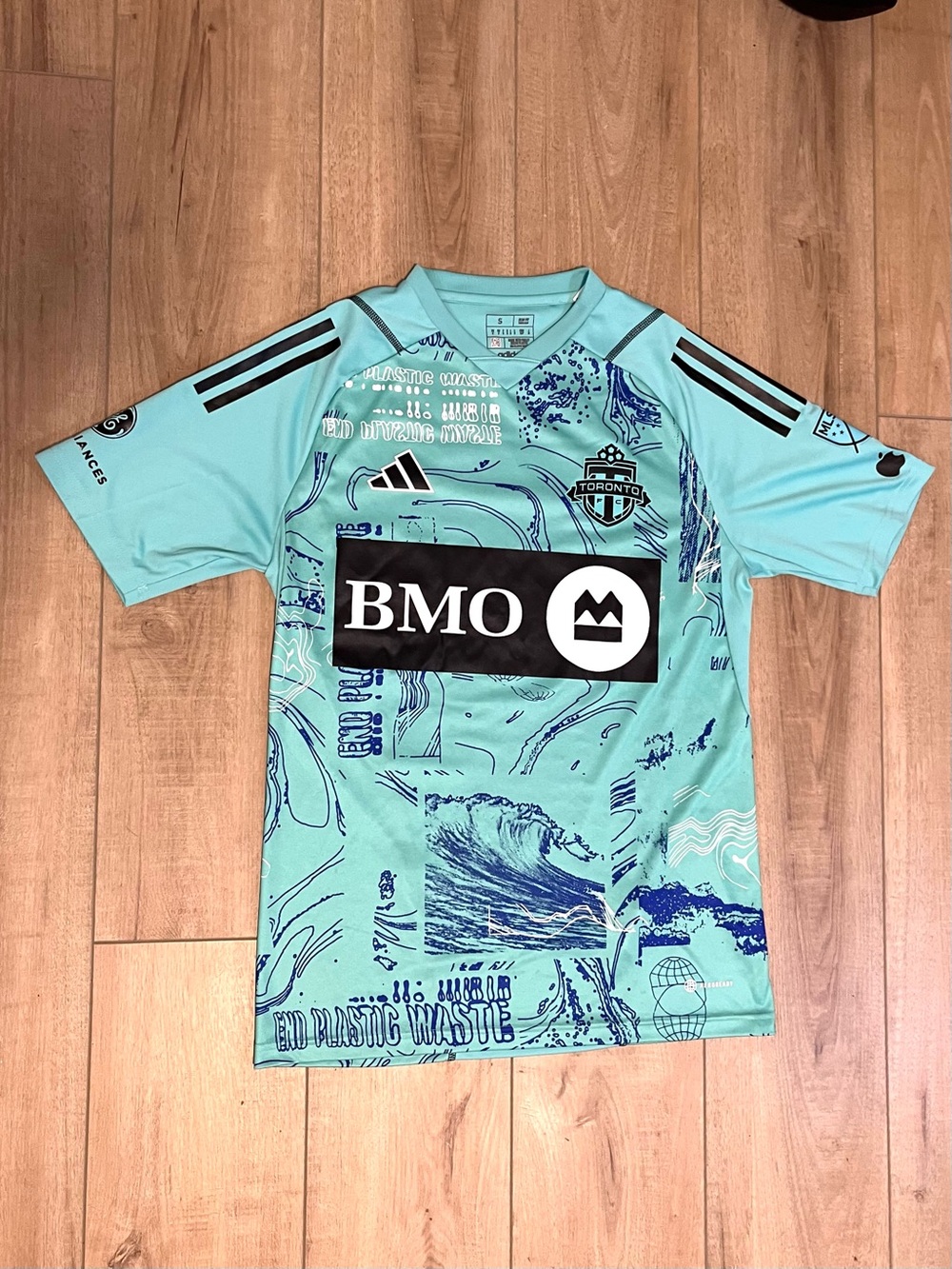 Toronto FC One Planet Earth Day Adidas Men's Size S Soccer Jersey